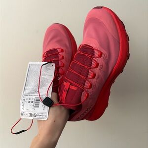 Salomon- Pulsar Trail Pro, Pink, size 6.5